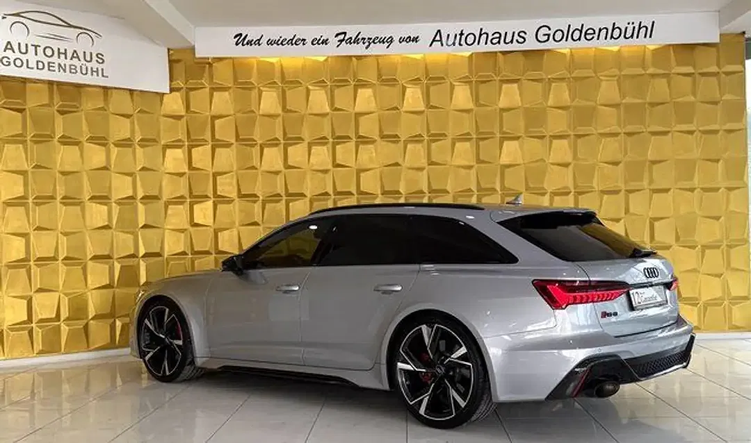 Audi RS6 4.0 TFSI quattro RS Avant - Thumbnail 10
