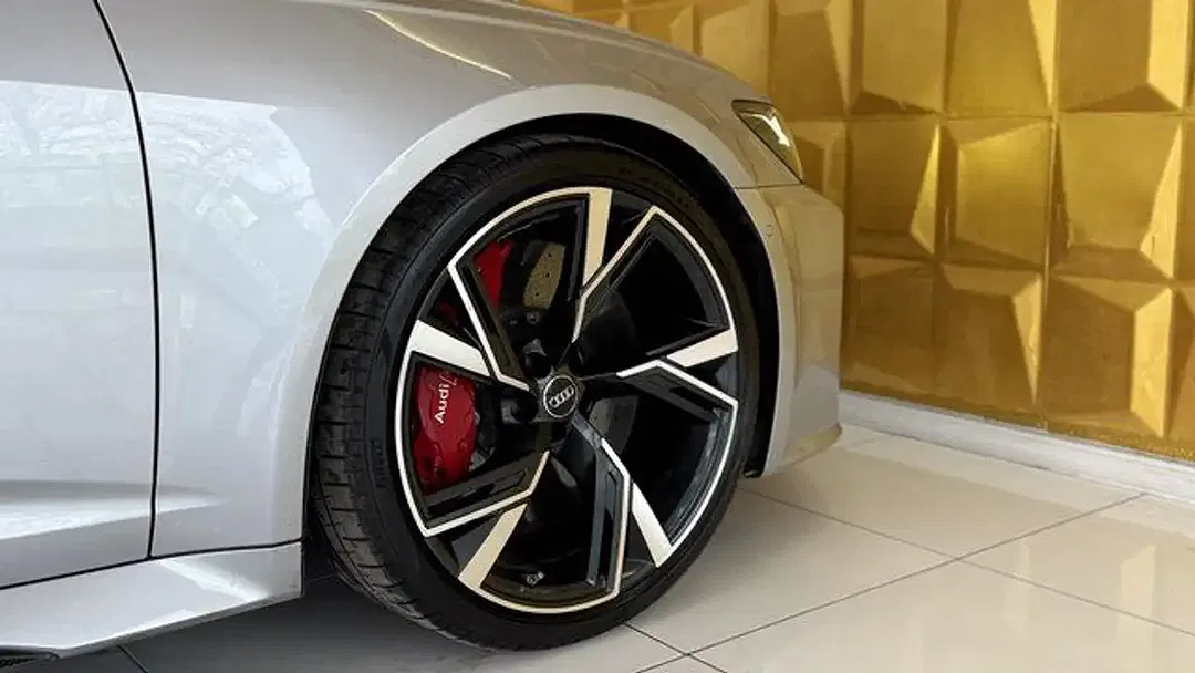 Audi RS6 4.0 TFSI quattro RS Avant - Thumbnail 12