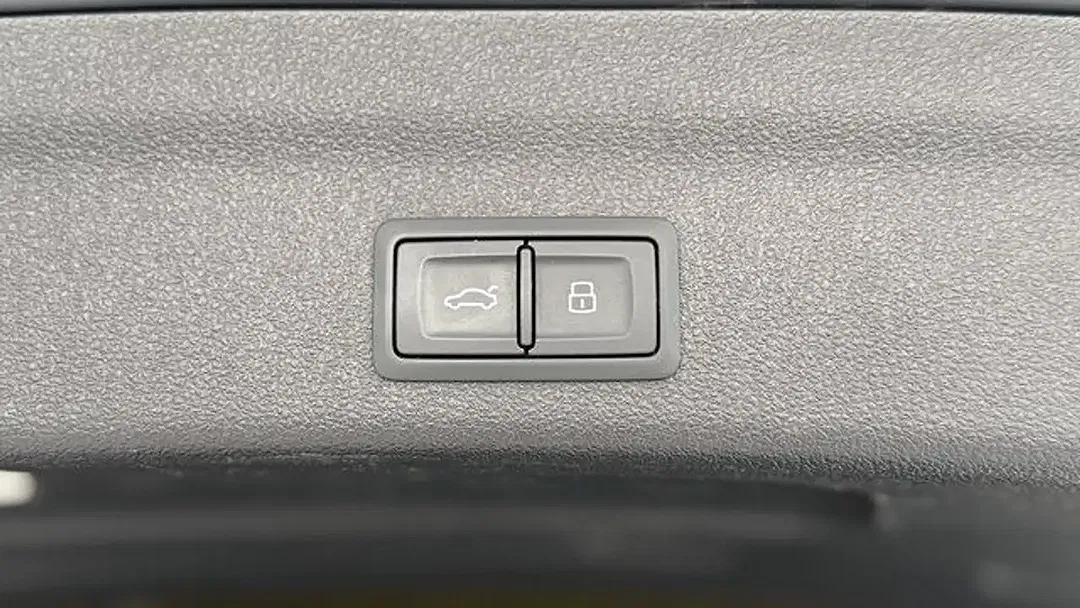 Audi RS6 4.0 TFSI quattro RS Avant - Thumbnail 8