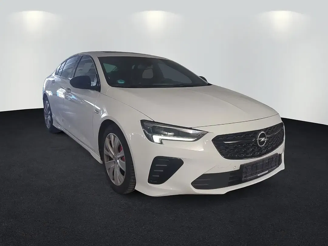 Opel Insignia 4x4 GSi - foto 2