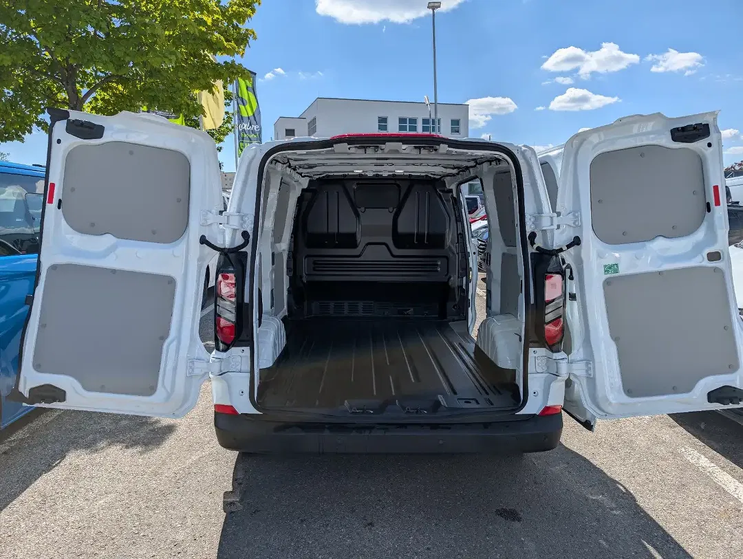 Ford Transit Custom 320 L1 Trend - Thumbnail 8