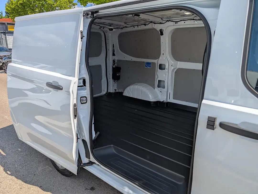 Ford Transit Custom 320 L1 Trend - Thumbnail 9