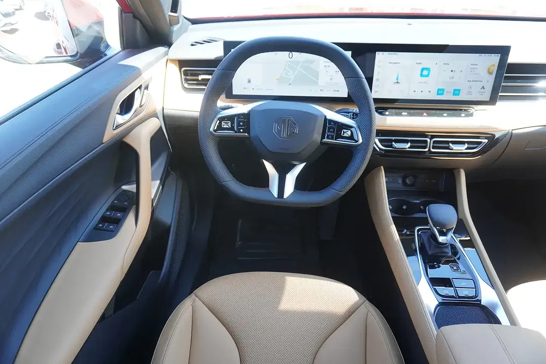 MG HS 1.5 T-GDI AUT Luxury - Thumbnail 13