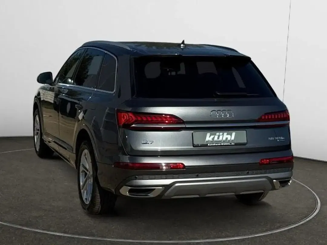Audi Q7 55 TFSI e quattro S line - Thumbnail 4