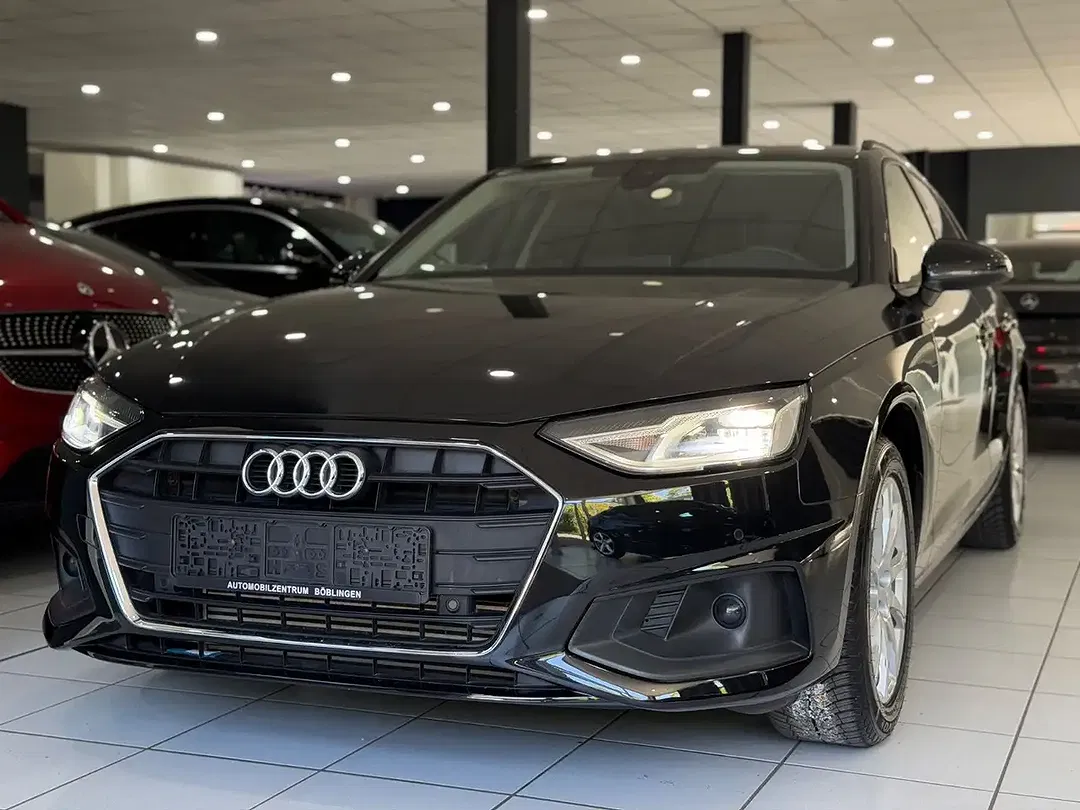 Audi A4 35 TFSI Avant S line - foto 2