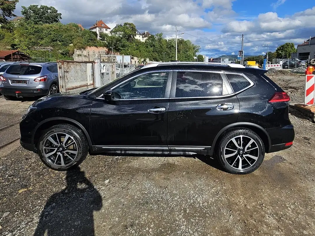 Nissan X-Trail Tekna - Thumbnail 7