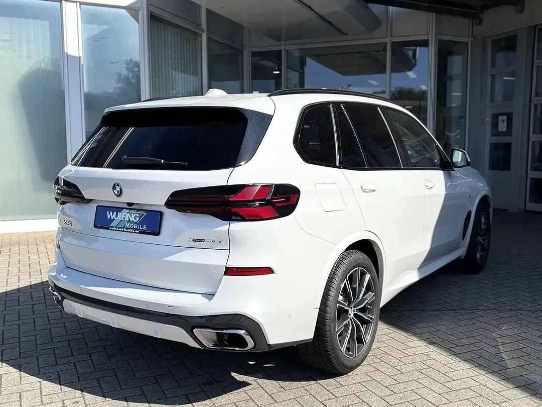 BMW X5 xDrive M Sport - Thumbnail 4