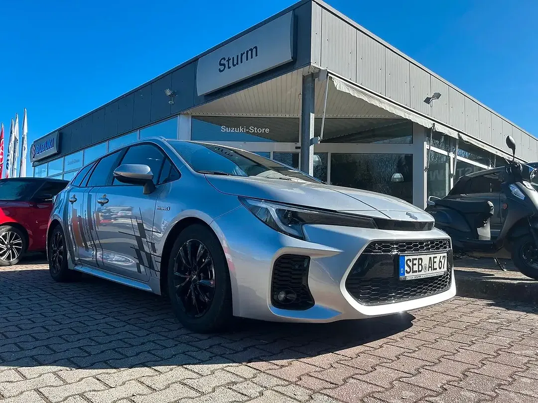 Suzuki Swace Hybrid Edition - foto 1