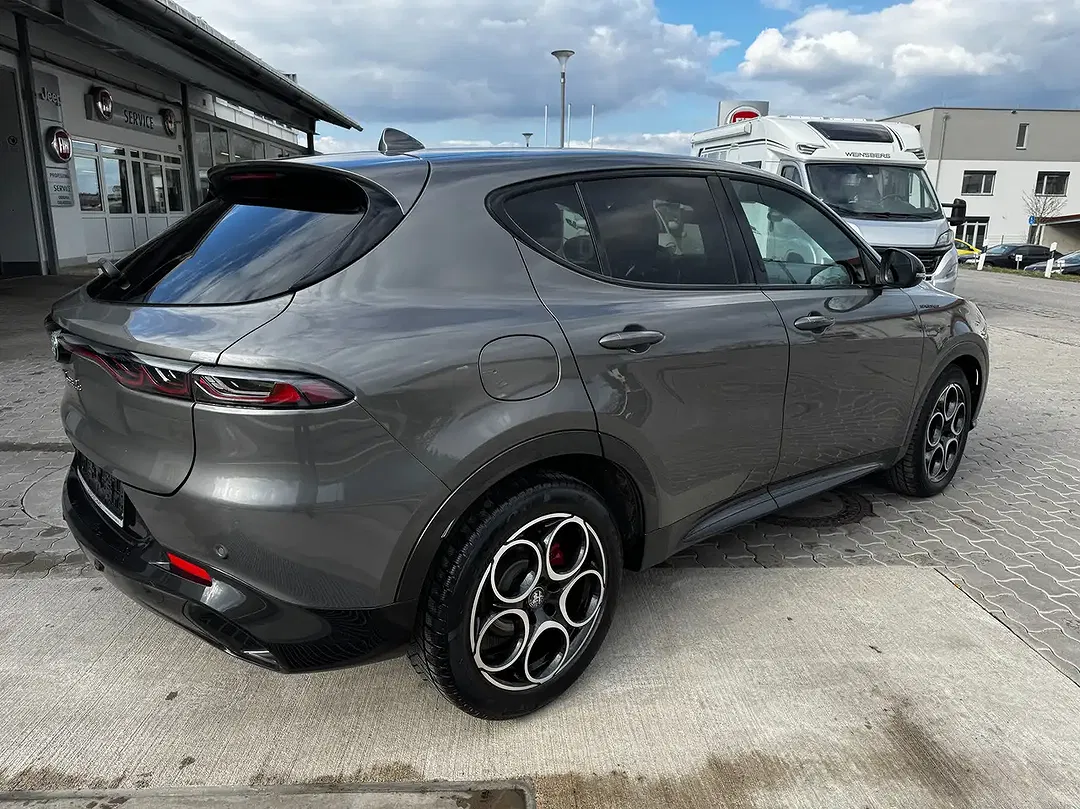 Alfa Romeo Tonale Edizione Speciale - Thumbnail 6