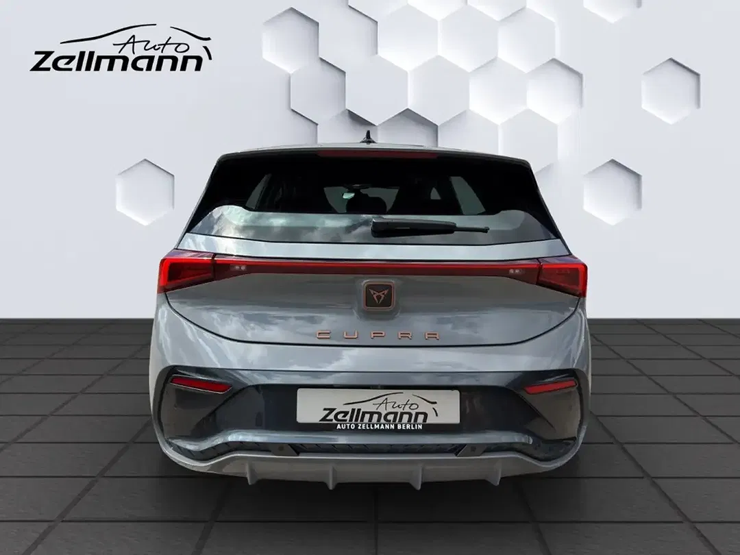 CUPRA Born - Thumbnail 4
