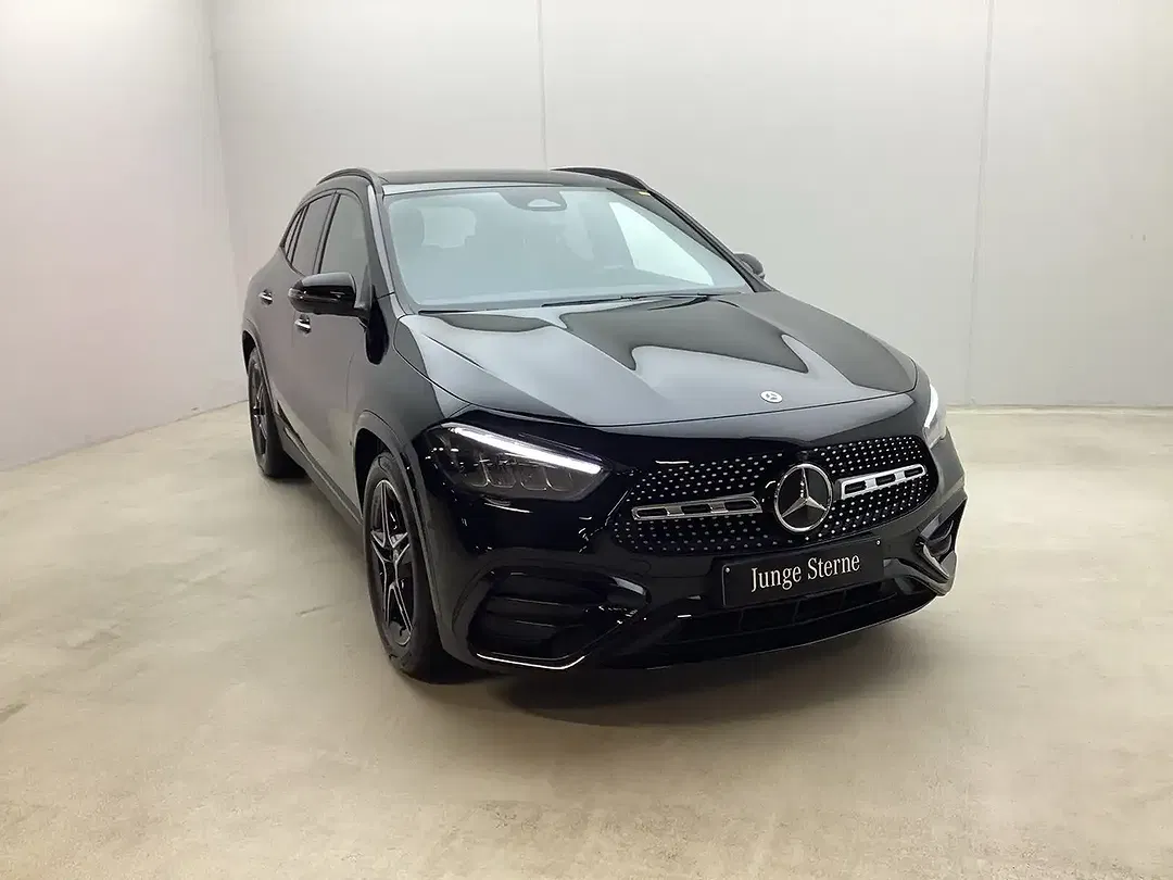 Mercedes-Benz GLA 200 AMG - foto 2