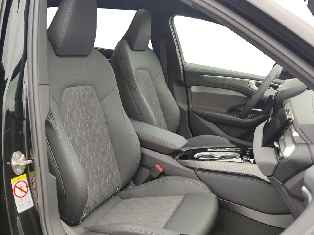 Audi A6 S tronic quattro Avant S line - Thumbnail 8