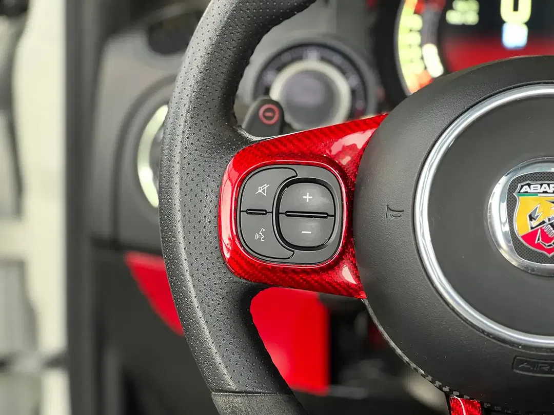 Abarth 695C - Thumbnail 12