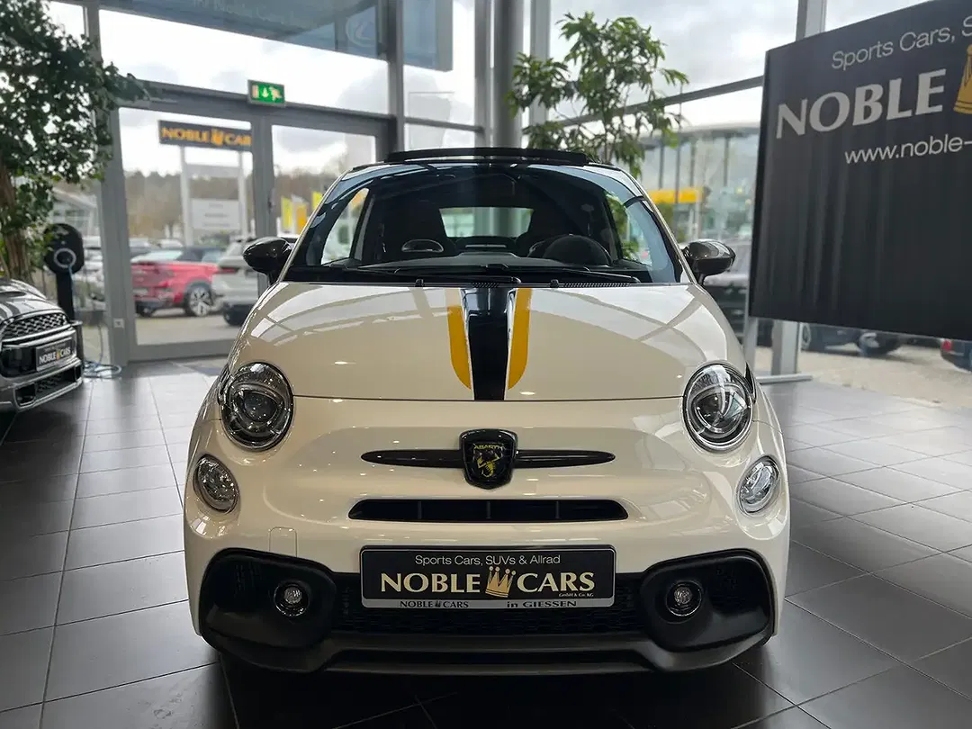 Abarth 695C - foto 2