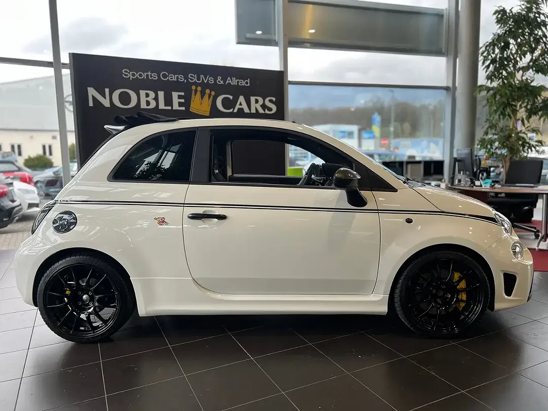 Abarth 695C - Thumbnail 8