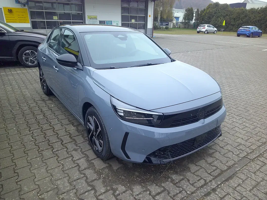 Opel Corsa 1.2 GS - Thumbnail 2