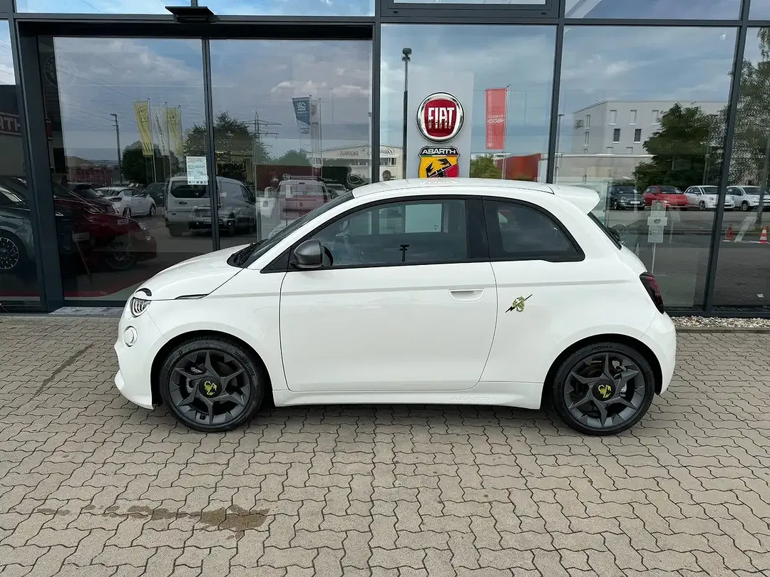 Abarth 500 - Thumbnail 3