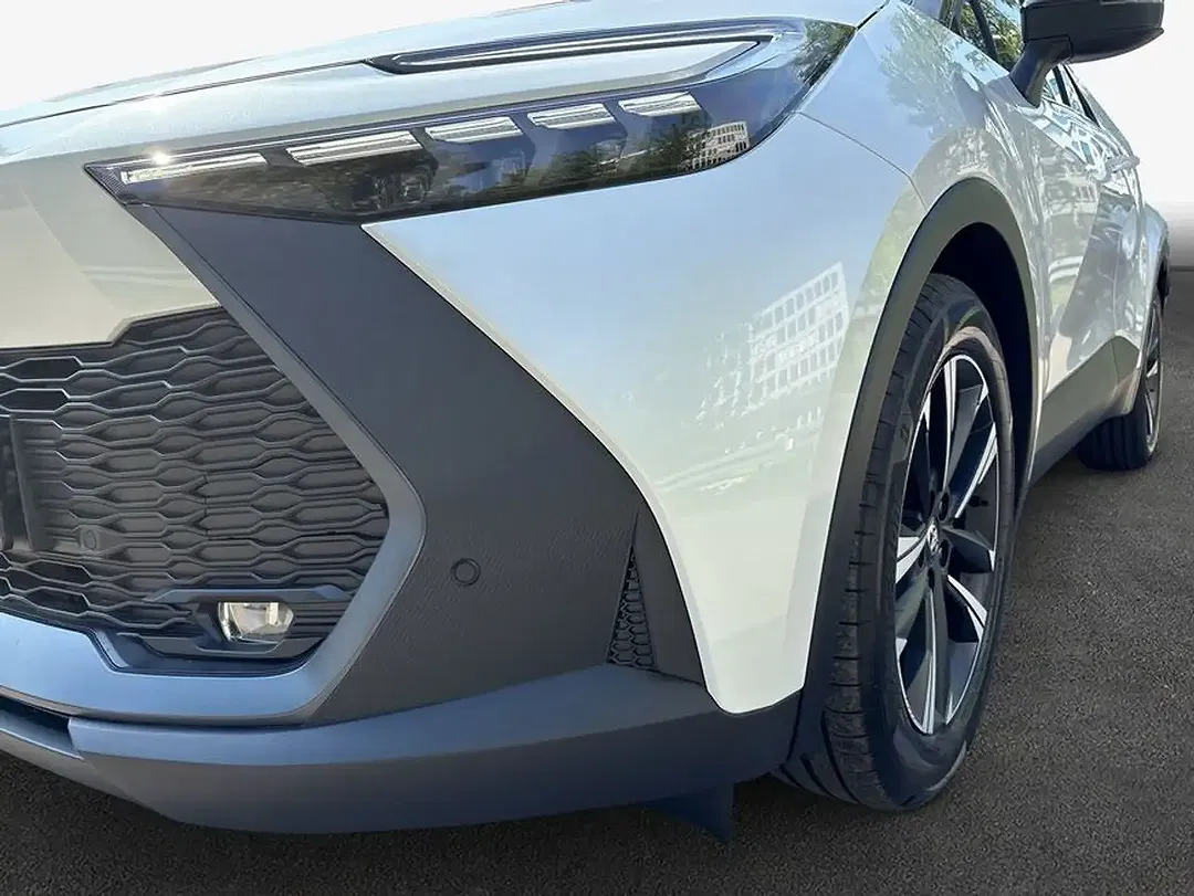 Toyota C-HR Hybrid Teamplayer - Thumbnail 6