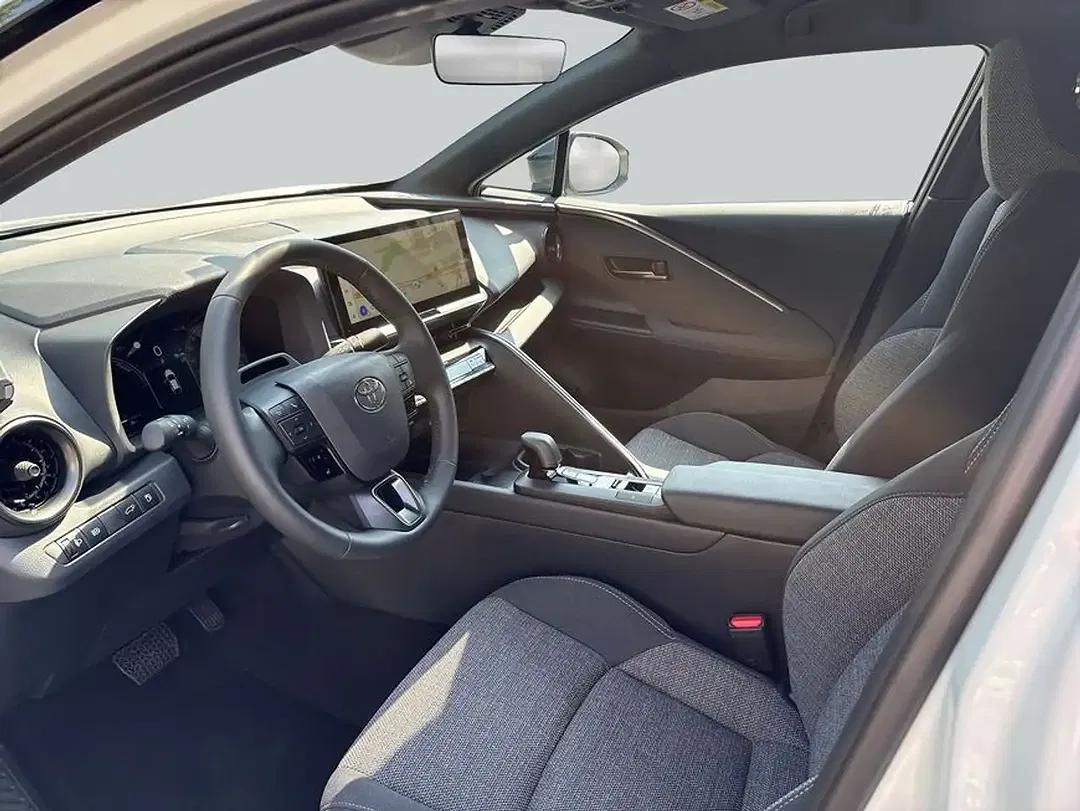 Toyota C-HR Hybrid Teamplayer - Thumbnail 9