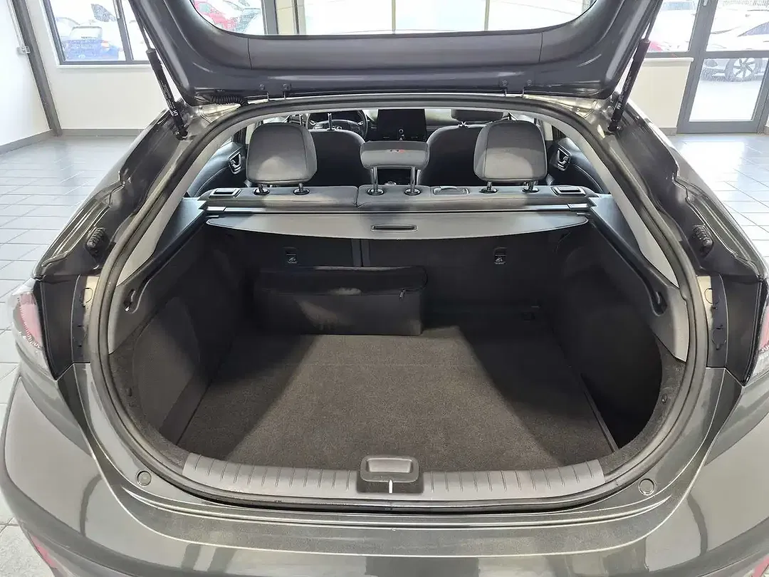 Hyundai IONIQ - Thumbnail 6