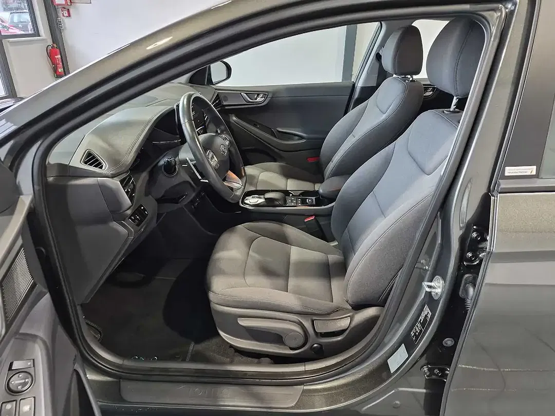 Hyundai IONIQ - Thumbnail 8