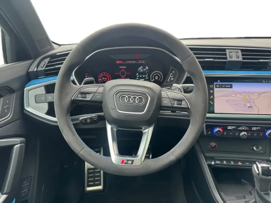 Audi RS Q3 2.5 TFSI quattro Matrix LED - Thumbnail 11