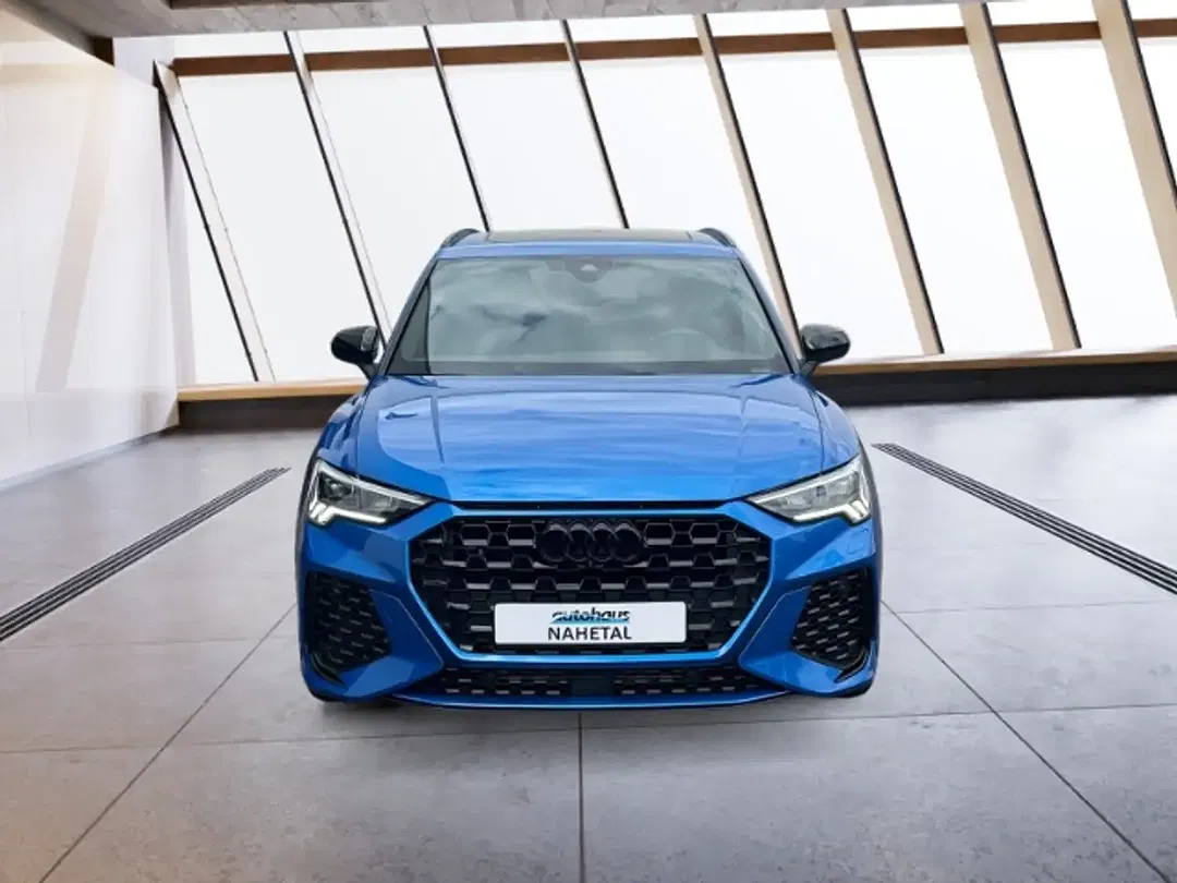 Audi RS Q3 2.5 TFSI quattro Matrix LED - Thumbnail 3