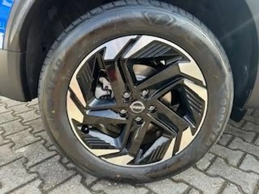Nissan Qashqai 1.3 DIG-T AUT N-Connecta - Thumbnail 8