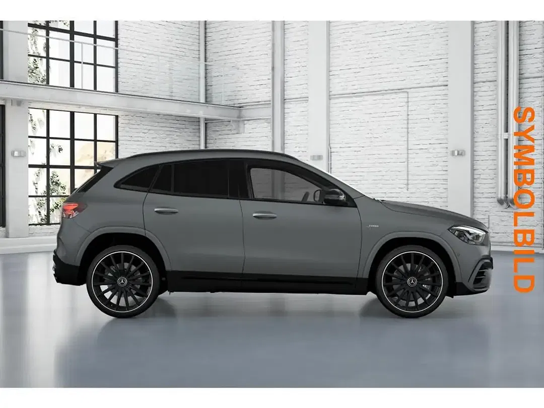 Mercedes-Benz GLA 35 AMG 4MATIC MBUX Night - Thumbnail 5