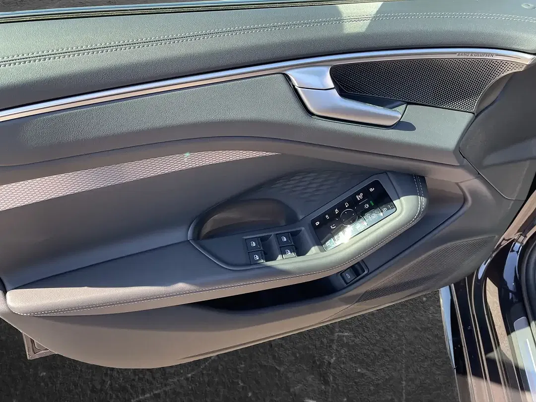 Audi A6 TDI S tronic quattro Avant Edition One S line - Thumbnail 5