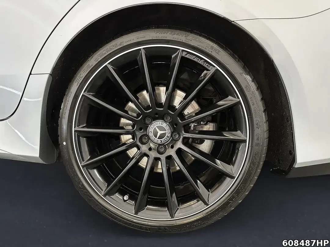 Mercedes-Benz CLS 400 Burmester AMG Line Night - Thumbnail 5