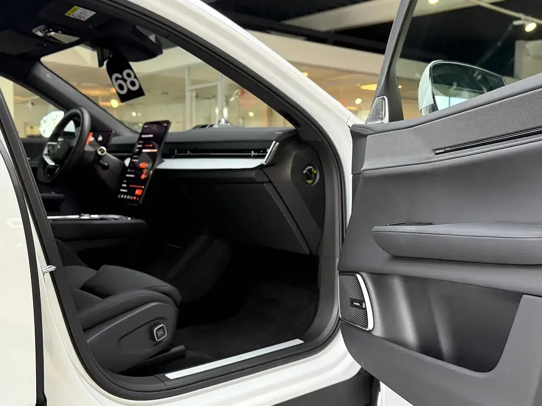 Polestar 3 Performance Long Range Pilot Plus - Thumbnail 24