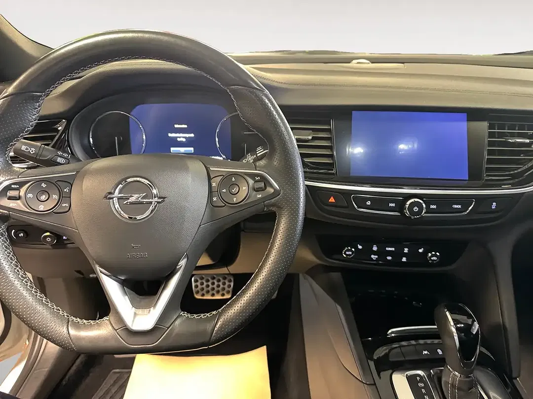 Opel Insignia 2.0 - Thumbnail 11