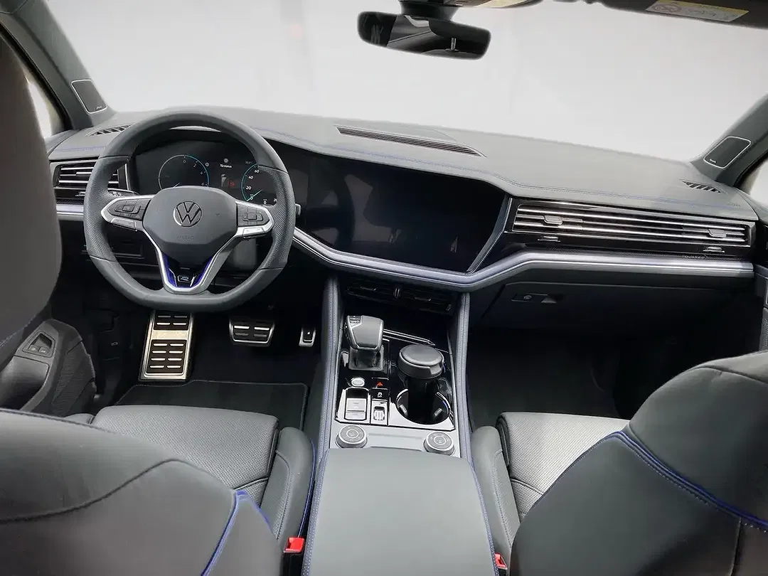 Volkswagen Touareg R - Thumbnail 10
