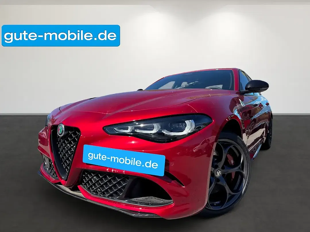 Alfa Romeo Giulia Quadrifoglio - foto 1