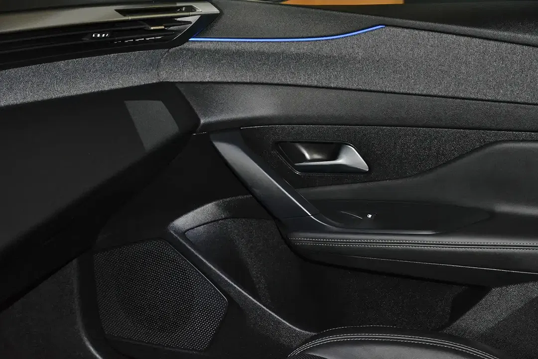 Peugeot 408 PureTech - Thumbnail 14