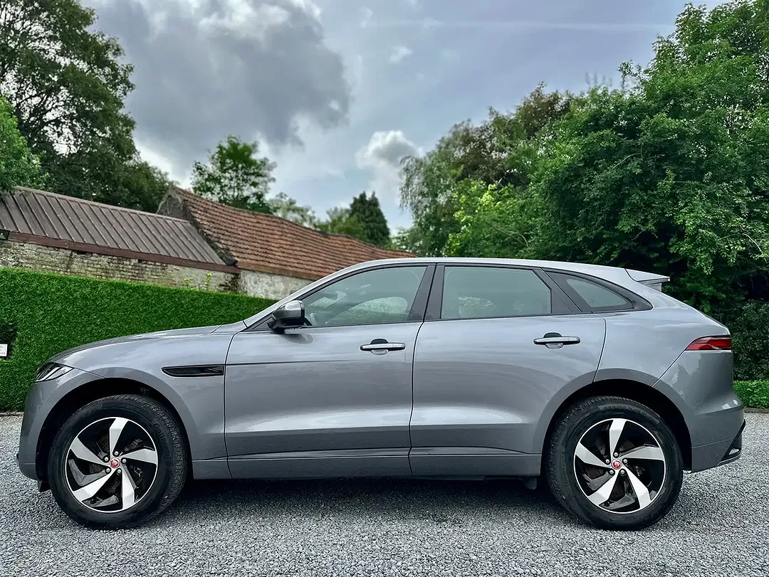 Jaguar F-Pace D200 2.0 MHEV AUT 4x4 R-Dynamic - Thumbnail 10