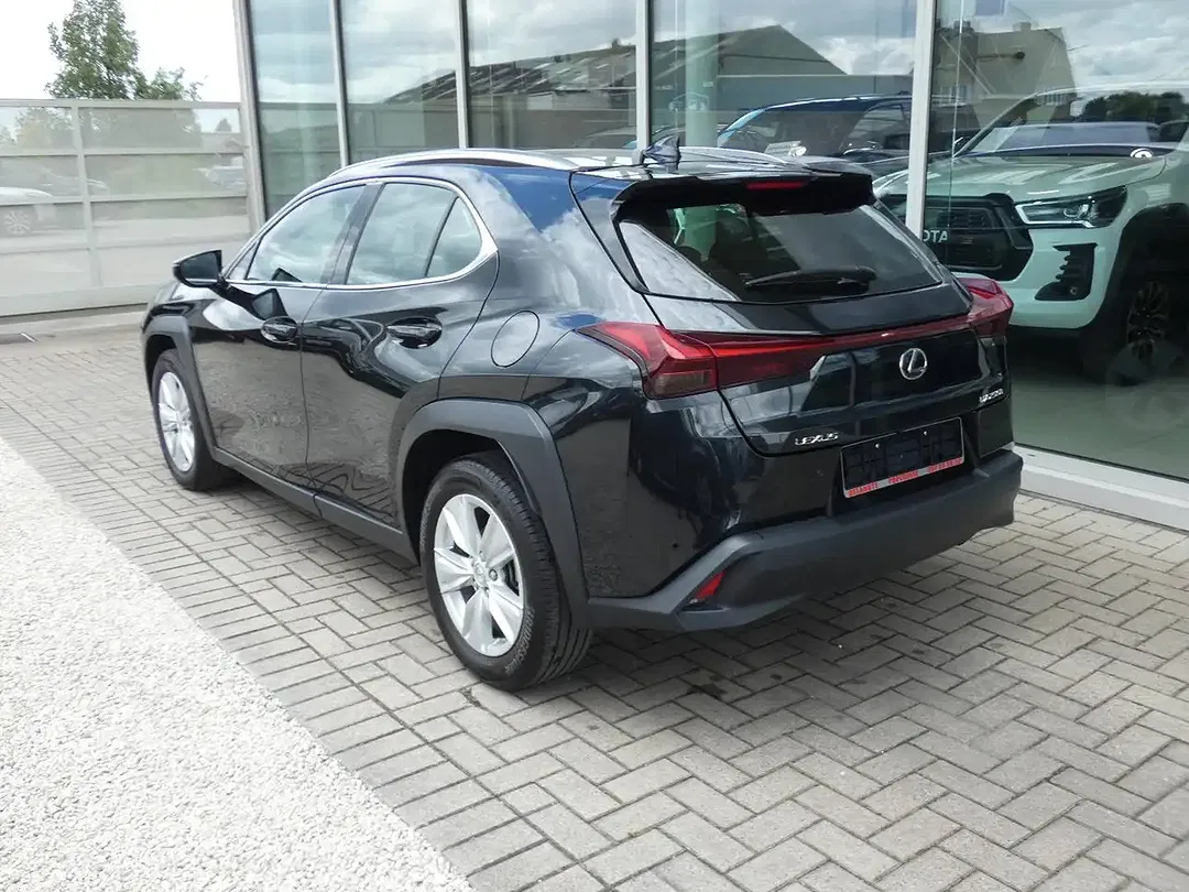 Lexus UX 250h Hybrid - Thumbnail 5