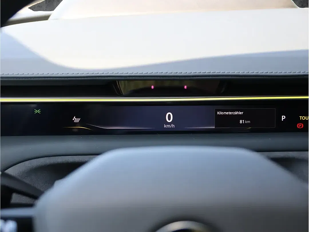 Lotus Emeya S Executive - Thumbnail 12