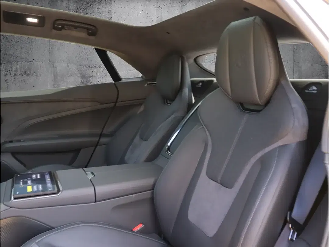 Lotus Emeya S Executive - Thumbnail 9