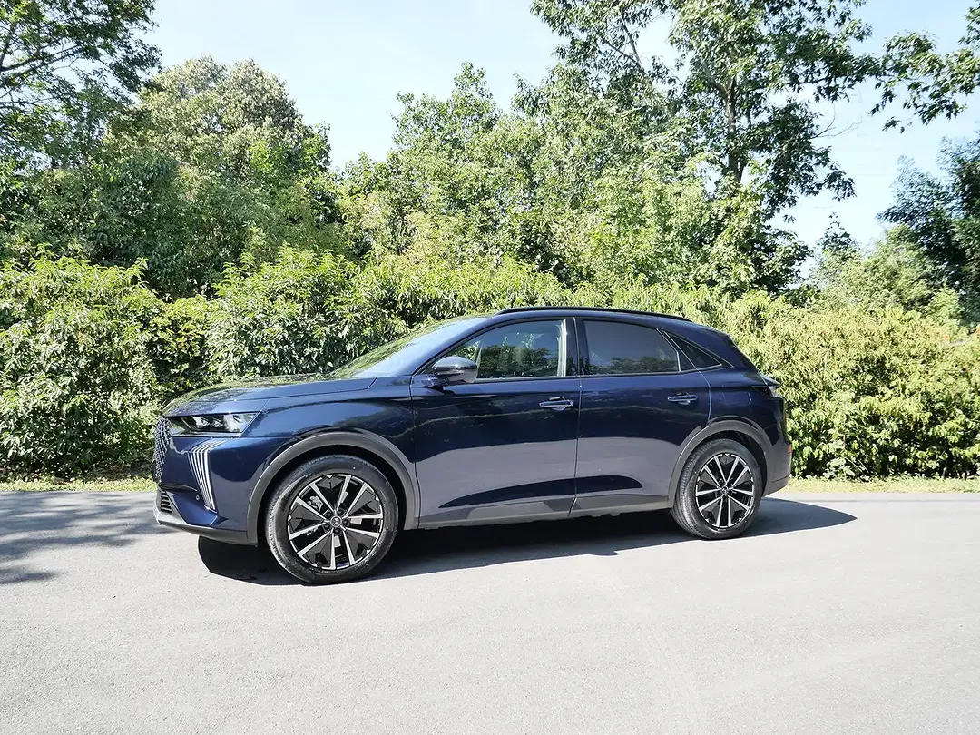 DS Automobiles DS 7 - Thumbnail 6