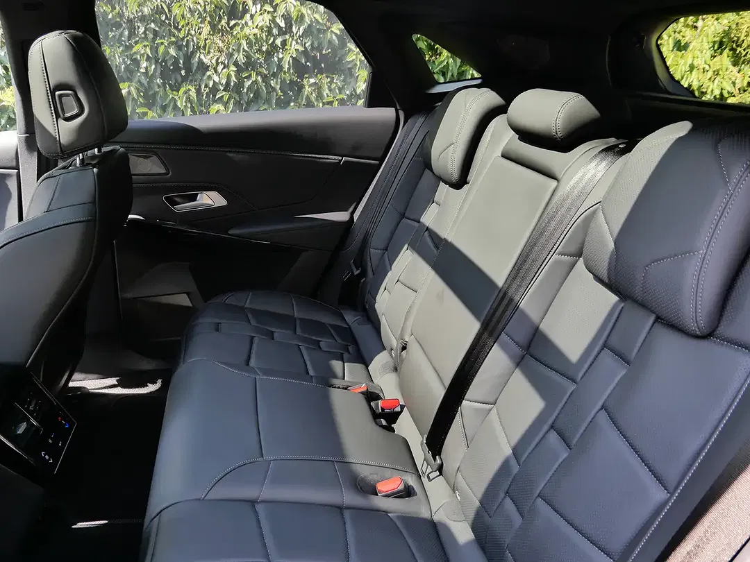 DS Automobiles DS 7 - Thumbnail 8