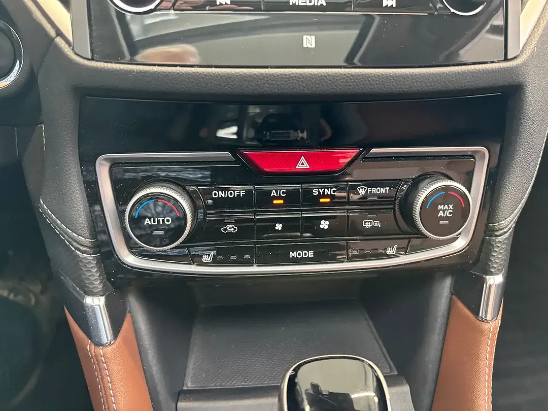Subaru Forester Platinum - Thumbnail 6
