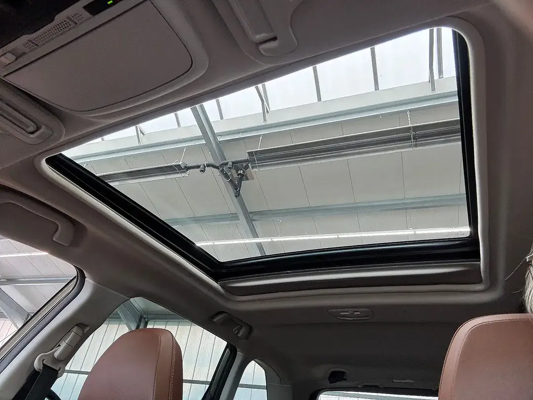 Subaru Forester Platinum - Thumbnail 9