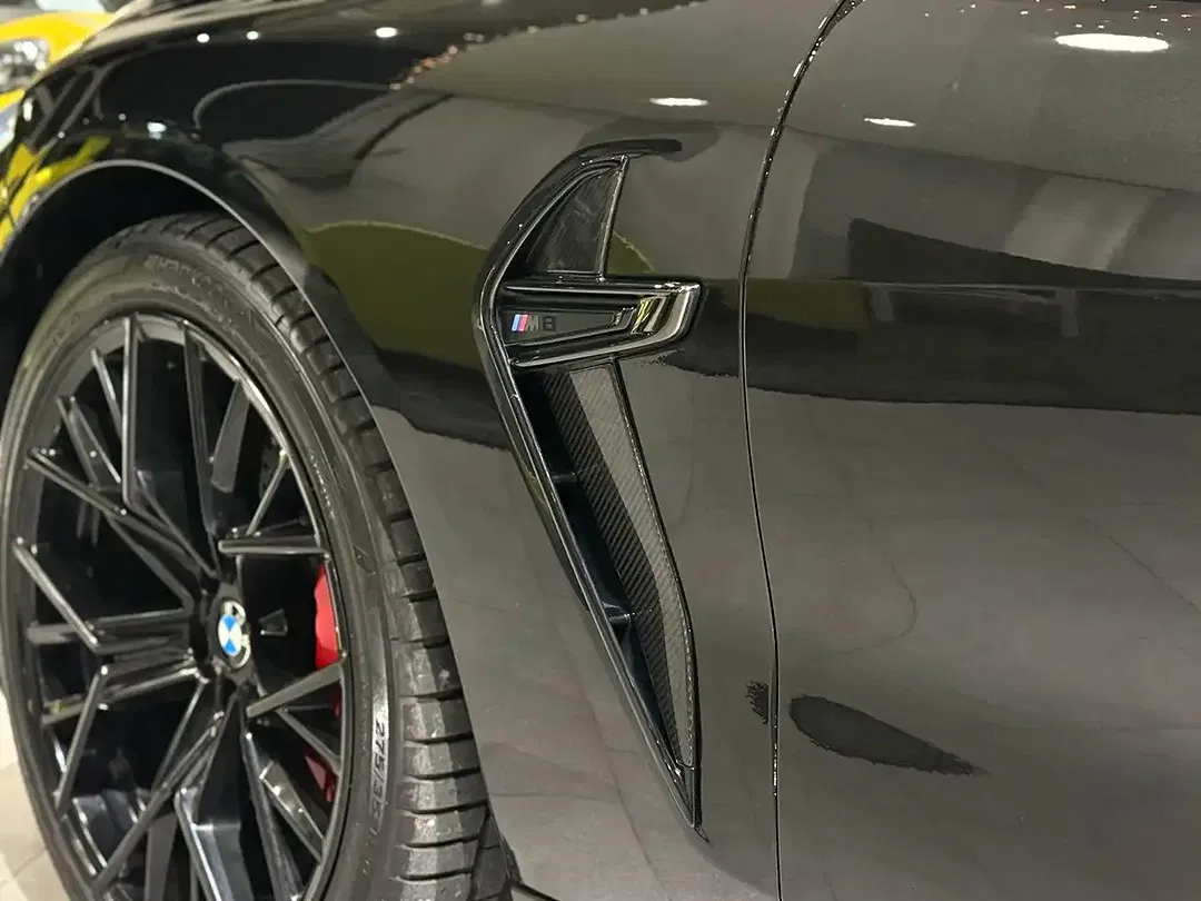 BMW M8 Competition Gran Coupe - foto 2