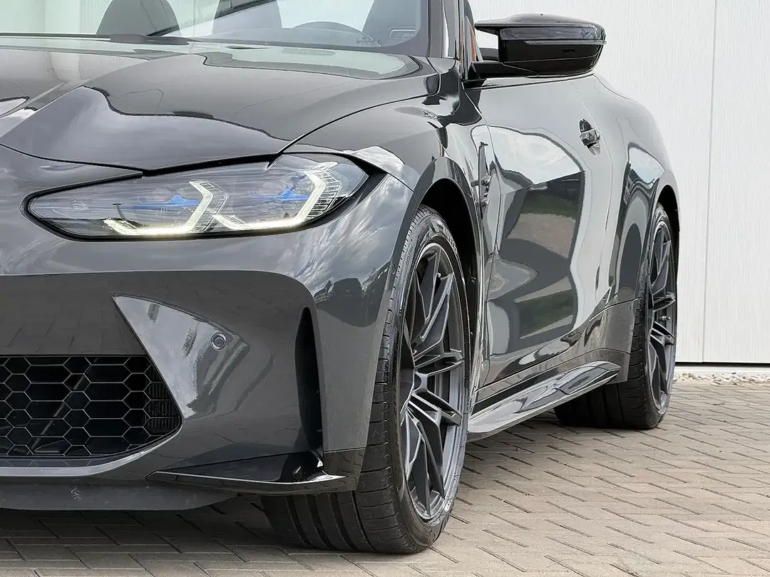 BMW M4 Competition Convertible - Thumbnail 12