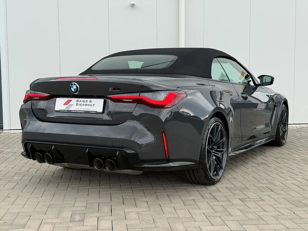 BMW M4 Competition Convertible - Thumbnail 5