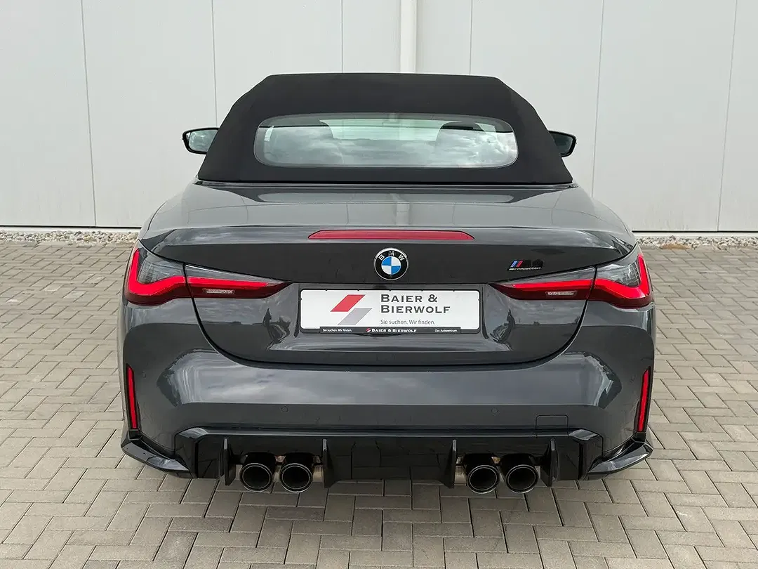 BMW M4 Competition Convertible - Thumbnail 6