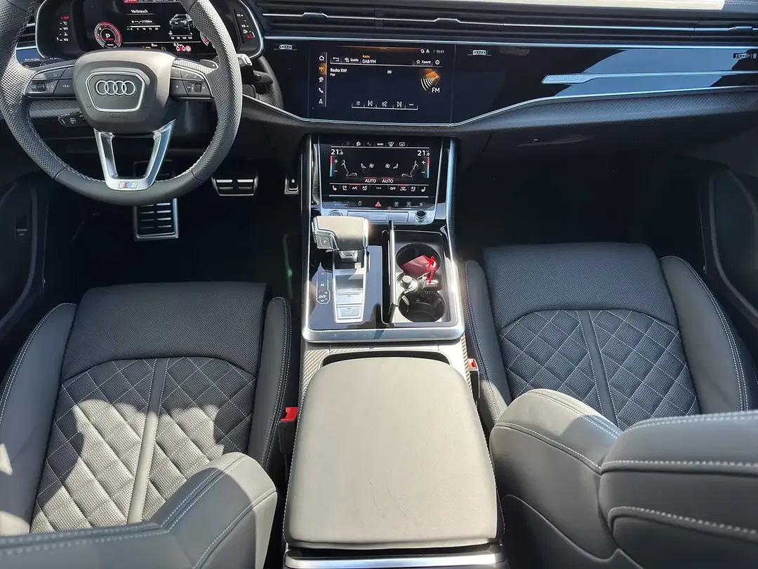 Audi Q8 TDI quattro Matrix LED S line - Thumbnail 13