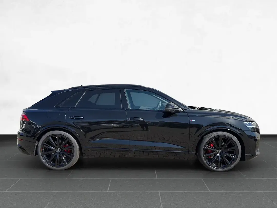 Audi Q8 TDI quattro Matrix LED S line - Thumbnail 5